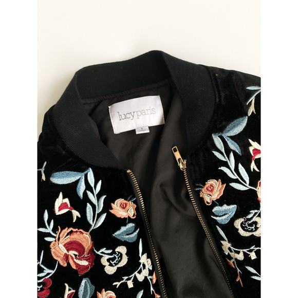 Lucy Paris Black‎ Velvet Flower Zip Up Small  Jacket - Picture 2 of 4